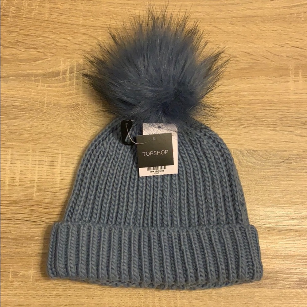 NWT TOPSHOP Bobble Beanie